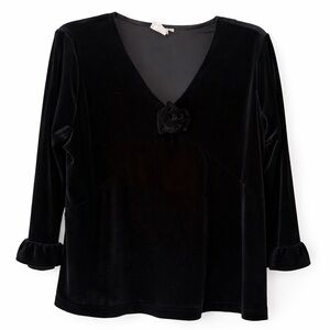 Hot Cotton by Marc Ware Velvet Top black v-neck size L
